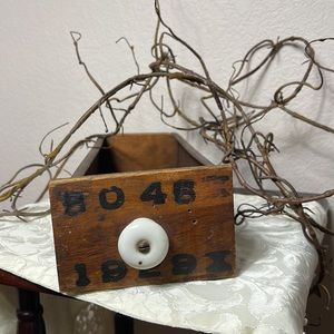 1929 Rustic & Primitive Old Tool Box Drawer For Autumn Display